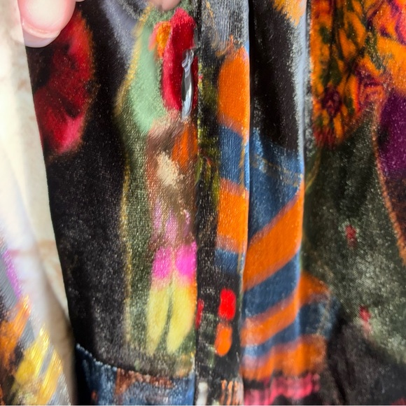 Farm Rio The Crazy Mix V Neck Velveteen Mini Dress Size Small - Picture 10 of 12